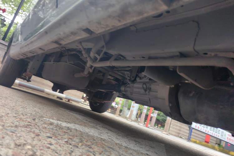 Used Jinbei New Hiace X30L 2021 1.5L Business Central Air-Conditioned Coach China VI Standard SWC15M Chassis Front Right