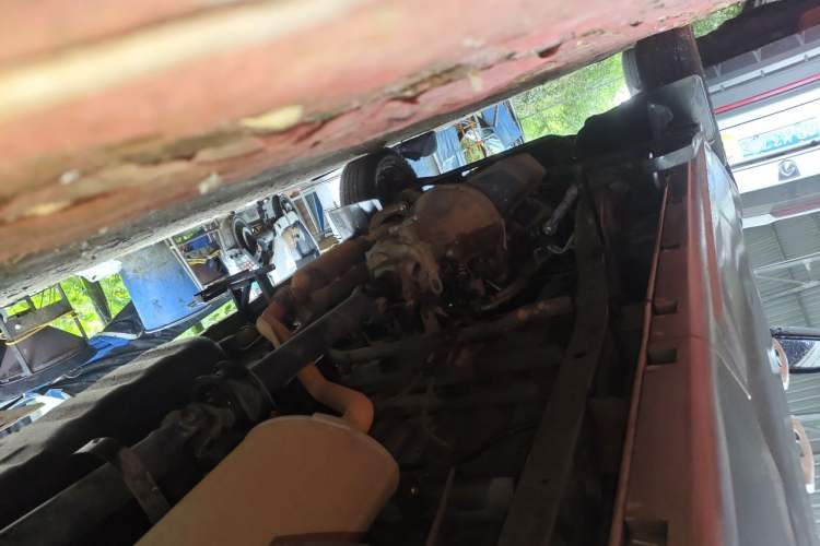 Used Jinbei New Hiace X30L 2021 1.5L Wealth Central Air Conditioning Edition Van China VI Standard SWC15M Chassis Rear Left