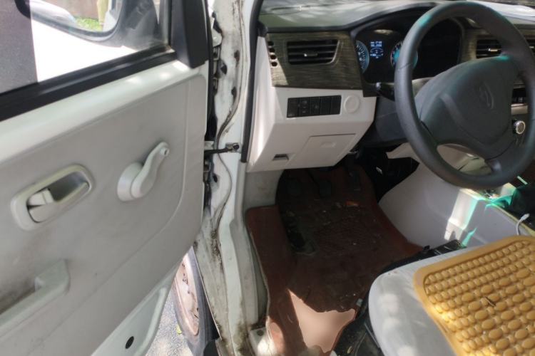Used Jinbei New Hiace X30L 2021 1.5L Wealth Edition Bus Non-Air-Conditioned China VI Standard SWC15M Driver Seat