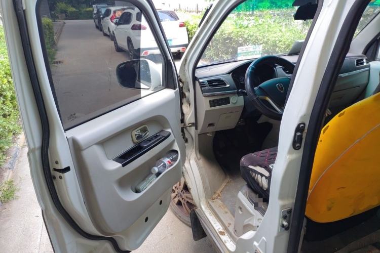 Used Jinbei New Hiace X30L 2021 1.5L Business Central Air-Conditioned Coach China VI Standard SWC15M Driver Seat