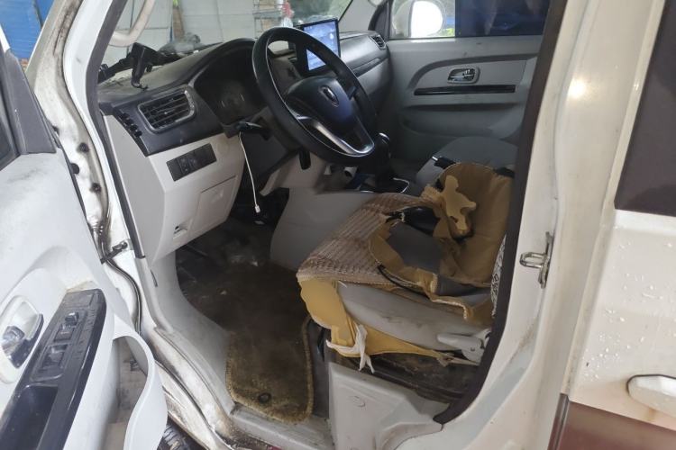 Used Jinbei New Hiace X30L 2021 1.5L Wealth Central Air Conditioning Edition Van China VI Standard SWC15M Driver Seat