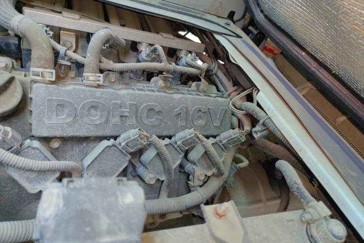 Used Jinbei New Hiace X30L 2021 1.5L Business Central Air-Conditioned Coach China VI Standard SWC15M Engine Bay Left