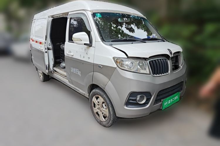 Used Jinbei New Hiace X30L 2021 1.5L Wealth Central Air Conditioning Edition Van China VI Standard SWC15M Front Right 45 Deg