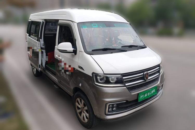 Used Jinbei New Hiace X30L 2021 1.5L Business Central Air-Conditioned Coach China VI Standard SWC15M Front Right 45 Deg