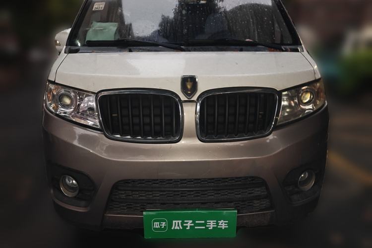 Used Jinbei New Hiace X30L 2021 1.5L Wealth Central Air Conditioning Edition Van China VI Standard SWC15M Front