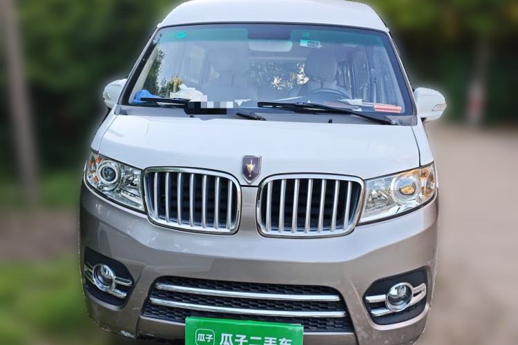 Used Jinbei New Hiace X30L 2021 1.5L Business Central Air-Conditioned Coach China VI Standard SWC15M Front