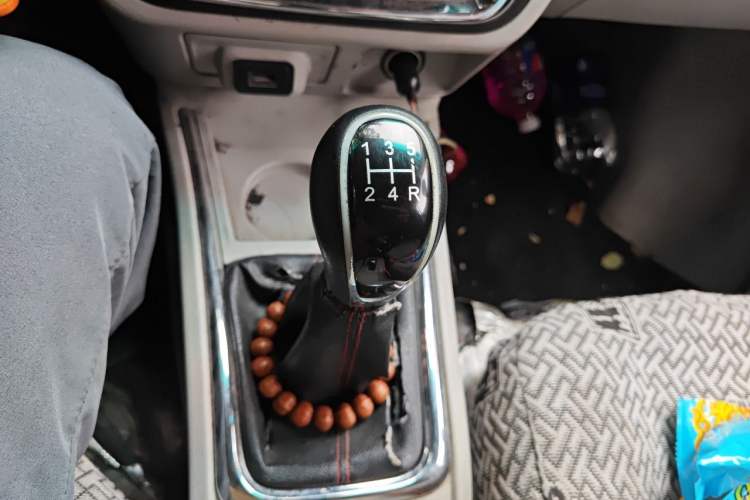 Used Jinbei New Hiace X30L 2021 1.5L Wealth Central Air Conditioning Edition Van China VI Standard SWC15M Gear Lever