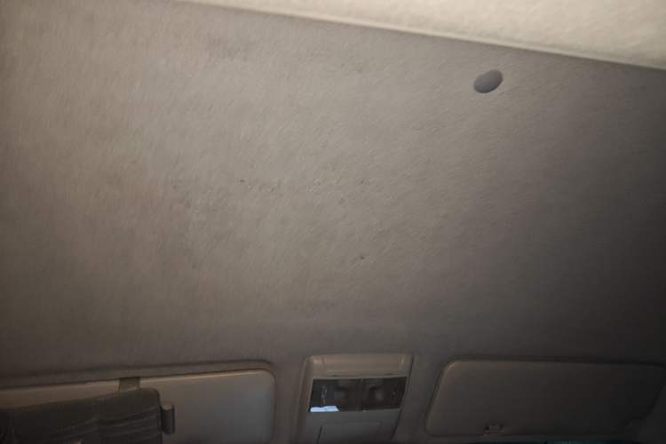 Used Jinbei New Hiace X30L 2021 1.5L Wealth Central Air Conditioning Edition Van China VI Standard SWC15M Headliner