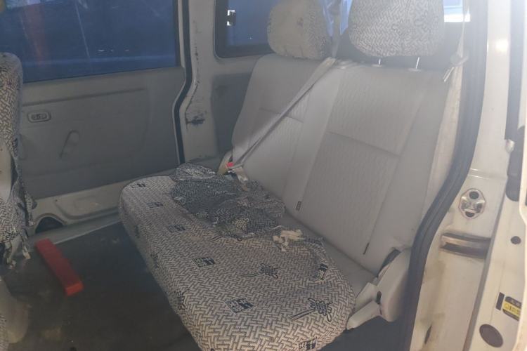 Used Jinbei New Hiace X30L 2021 1.5L Wealth Central Air Conditioning Edition Van China VI Standard SWC15M Left Rear Seat