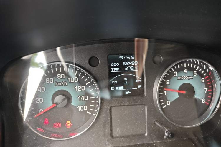 Used Jinbei New Hiace X30L 2021 1.5L Business Van Non-Air-Conditioned Version China VI Standard SWC15M Odometer Close Up