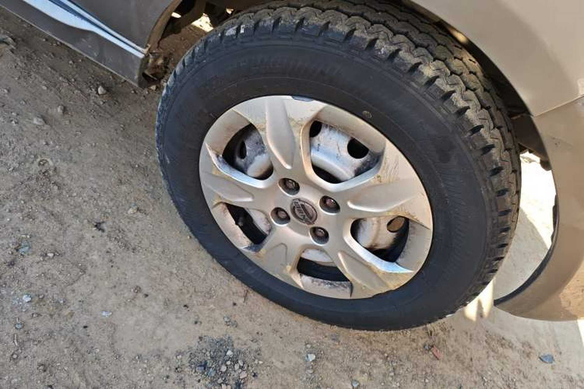 Used Jinbei New Hiace X30L 2021 1.5L Wealth Central Air Conditioning Version Coach China VI Standard SWC15M Right Front Wheel Hub