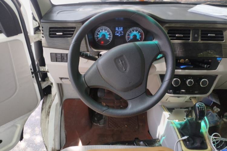 Used Jinbei New Hiace X30L 2021 1.5L Wealth Edition Bus Non-Air-Conditioned China VI Standard SWC15M Steering Wheel