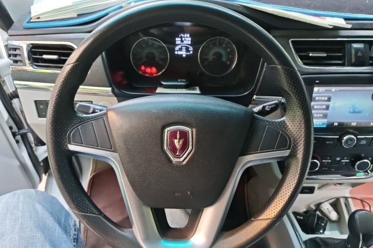 Used Jinbei New Hiace X30L 2021 1.5L Business Central Air-Conditioned Coach China VI Standard SWC15M Steering Wheel