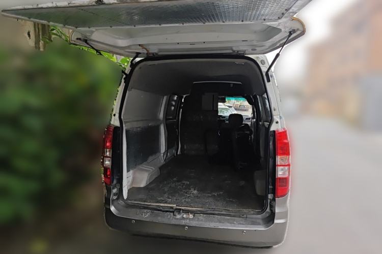 Used Jinbei New Hiace X30L 2021 1.5L Wealth Central Air Conditioning Edition Van China VI Standard SWC15M Trunk