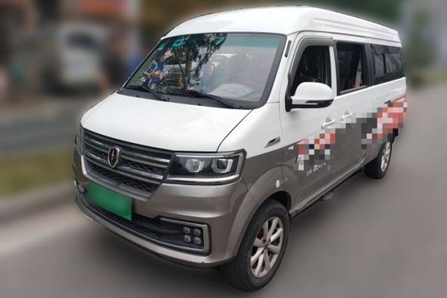 Jinbei New Hiace X30L 2021 1.5L Business Central Air-Conditioned Coach China VI Standard SWC15M de segunda mano