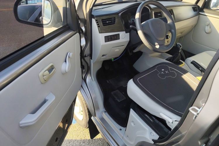 Used Jinbei New Hiace X30L 2021 1.5L Wealth Van Non-Air-Conditioned Version China VI Standard SWC15M Driver Seat
