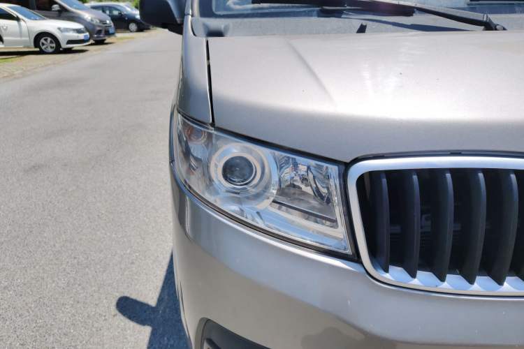 Used Jinbei New Hiace X30L 2021 1.5L Wealth Edition Bus Non-Air-Conditioned China VI Standard SWC15M Exterior 6