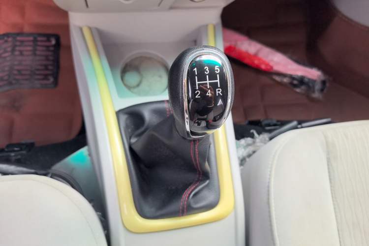 Used Jinbei New Hiace X30L 2021 1.5L Wealth Edition Bus Non-Air-Conditioned China VI Standard SWC15M Gear Lever