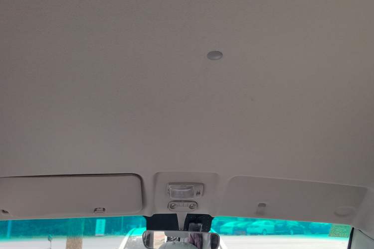 Used Jinbei New Hiace X30L 2021 1.5L Wealth Edition Bus Non-Air-Conditioned China VI Standard SWC15M Headliner