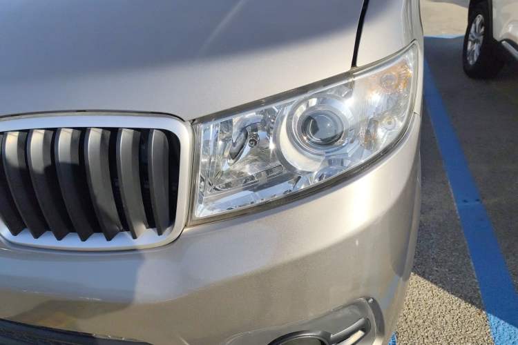 Used Jinbei New Hiace X30L 2021 1.5L Wealth Van Non-Air-Conditioned Version China VI Standard SWC15M Left Front Headlight