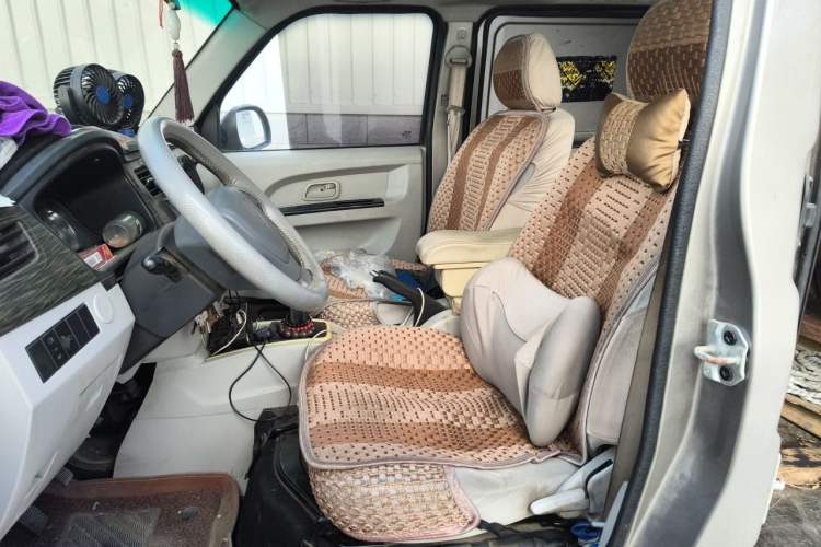 Used Jinbei New Hiace X30L 2021 1.5L Wealth Edition Bus Non-Air-Conditioned China VI Standard SWC15M Left Front Seat