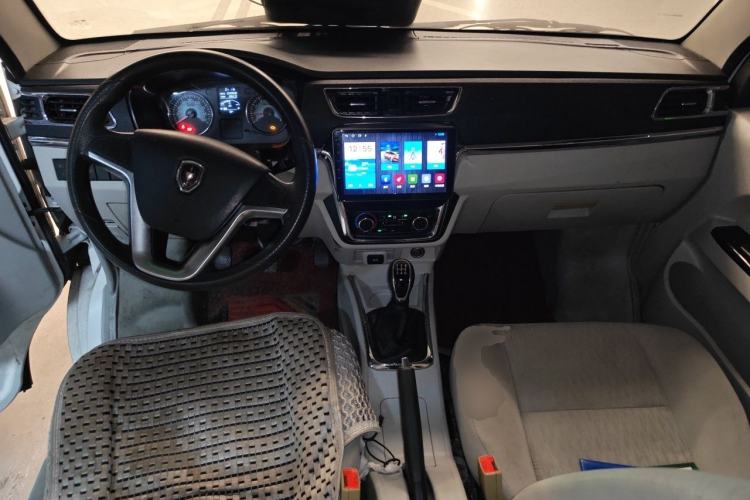 Used Jinbei New Hiace X30L 2021 1.5L Wealth Central Air Conditioning Version Coach China VI Standard SWC15M Center Console