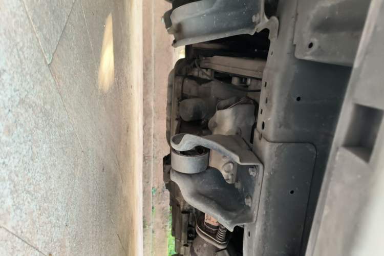 Used Jinbei New Hiace X30L 2021 1.5L Wealth Central Air Conditioning Edition Van China VI Standard SWC15M Chassis Front Left