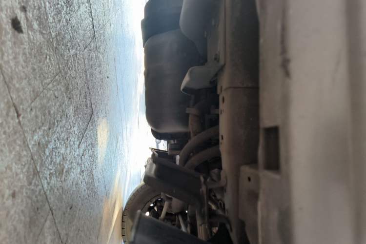 Used Jinbei New Hiace X30L 2021 1.5L Wealth Central Air Conditioning Edition Van China VI Standard SWC15M Chassis Front Right