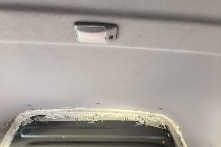 Used Jinbei New Hiace X30L 2021 1.5L Wealth Central Air Conditioning Edition Van China VI Standard SWC15M Headliner