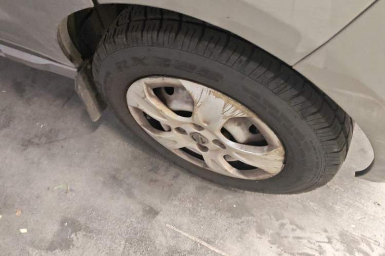 Used Jinbei New Hiace X30L 2021 1.5L Wealth Central Air Conditioning Version Coach China VI Standard SWC15M Right Front Wheel Hub