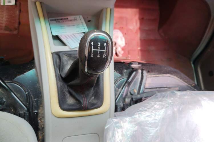 Used Jinbei New Hiace X30L 2021 1.5L Wealth Edition Bus Non-Air-Conditioned China VI Standard SWC15M Gear Lever