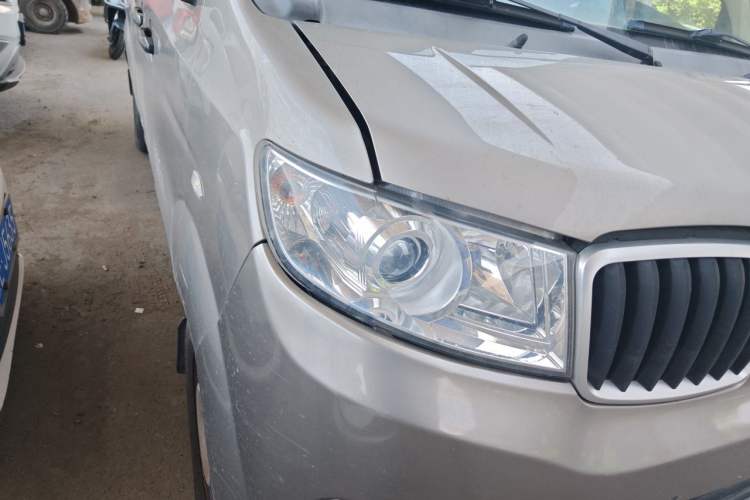 Used Jinbei New Hiace X30L 2021 1.5L Business Central Air-Conditioned Coach China VI Standard SWC15M Right Front Headlight