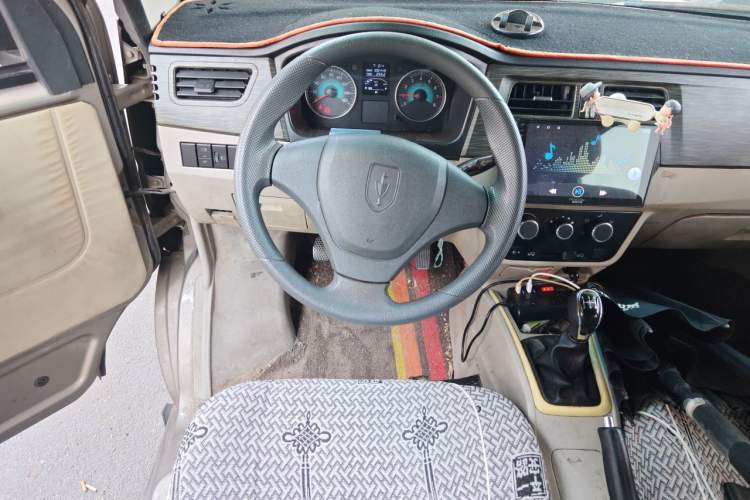 Used Jinbei New Hiace X30L 2021 1.5L Business Central Air-Conditioned Coach China VI Standard SWC15M Steering Wheel