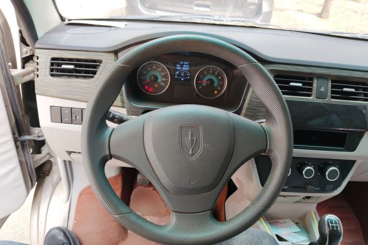 Used Jinbei New Hiace X30L 2021 1.5L Wealth Edition Bus Non-Air-Conditioned China VI Standard SWC15M Steering Wheel