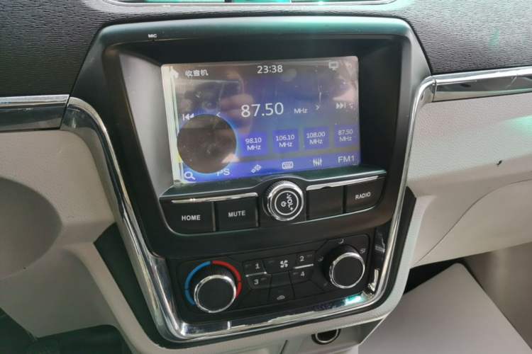 Used Jinbei New Hiace X30L 2021 1.5L Wealth Edition Bus Non-Air-Conditioned China VI Standard SWC15M Audio And AC Panel