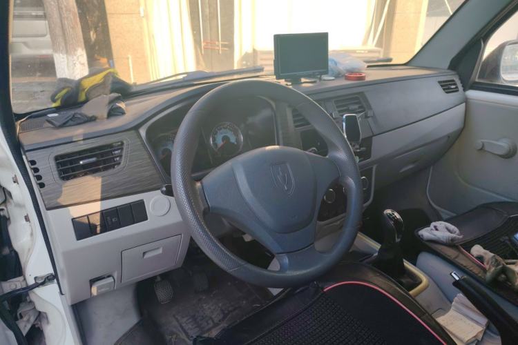 Used Jinbei New Hiace X30L 2021 1.5L Wealth Central Air Conditioning Edition Van China VI Standard SWC15M Center Console