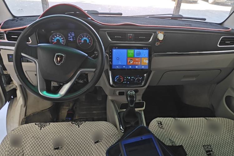 Used Jinbei New Hiace X30L 2021 1.5L Wealth Central Air Conditioning Version Coach China VI Standard SWC15M Center Console