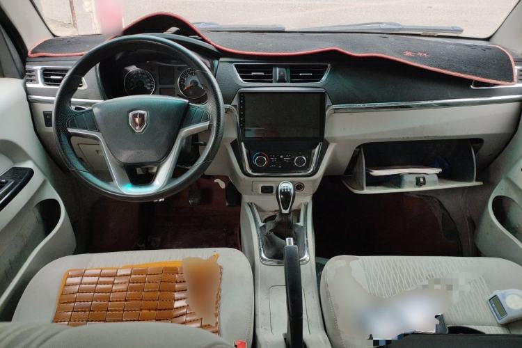 Used Jinbei New Hiace X30L 2021 1.5L Wealth Central Air Conditioning Version Coach China VI Standard SWC15M Center Console