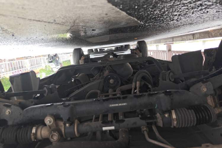 Used Jinbei New Hiace X30L 2021 1.5L Wealth Van Non-Air-Conditioned Version China VI Standard SWC15M Chassis Front