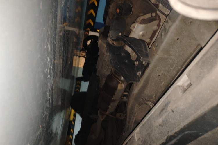 Used Jinbei New Hiace X30L 2021 1.5L Business Van Non-Air-Conditioned Version China VI Standard SWC15M Chassis Front Left