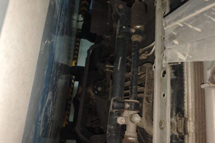 Used Jinbei New Hiace X30L 2021 1.5L Business Van Non-Air-Conditioned Version China VI Standard SWC15M Chassis Front