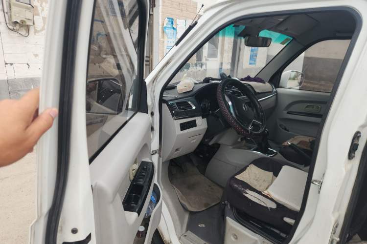 Used Jinbei New Hiace X30L 2021 1.5L Wealth Edition Bus Non-Air-Conditioned China VI Standard SWC15M Driver Seat