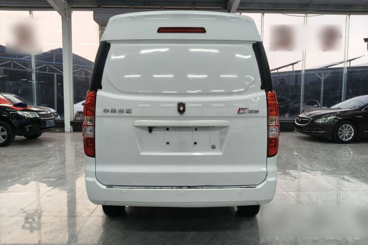 Used Jinbei New Hiace X30L 2021 1.5L Wealth Van Non-Air-Conditioned Version China VI Standard SWC15M Exterior 4