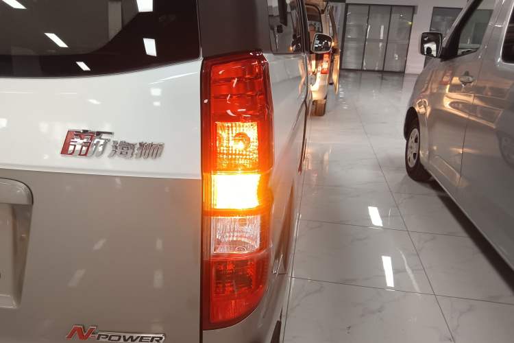 Used Jinbei New Hiace X30L 2021 1.5L Wealth Central Air Conditioning Version Coach China VI Standard SWC15M Exterior 6