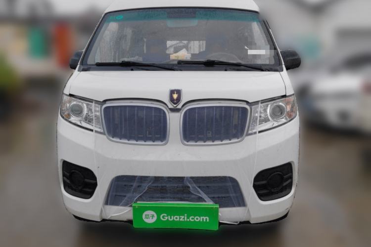 Used Jinbei New Hiace X30L 2021 1.5L Wealth Edition Bus Non-Air-Conditioned China VI Standard SWC15M Front