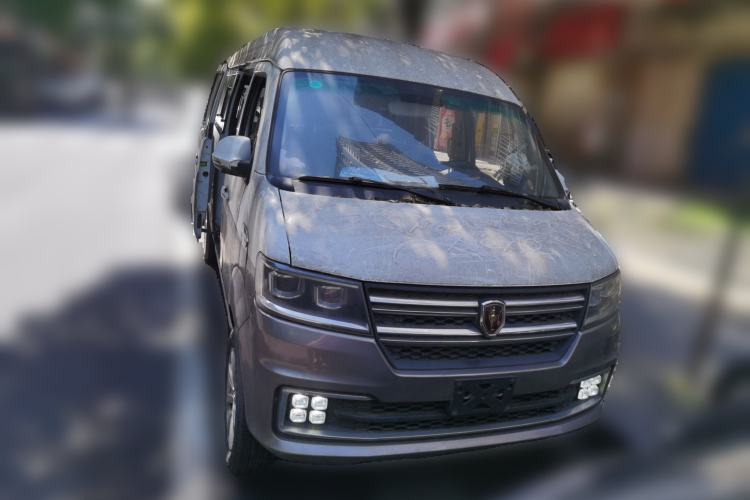 Used Jinbei New Hiace X30L 2021 1.5L Wealth Edition Bus Non-Air-Conditioned China VI Standard SWC15M Front