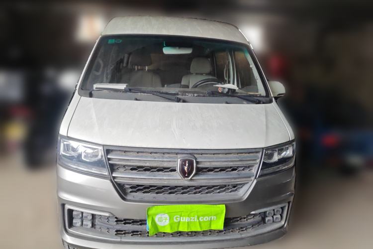 Used Jinbei New Hiace X30L 2021 1.5L Business-Grade Bus Non-Air-Conditioned Version China VI Standard SWC15M Front