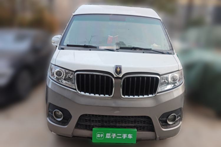 Used Jinbei New Hiace X30L 2021 1.5L Wealth Edition Bus Non-Air-Conditioned China VI Standard SWC15M Front