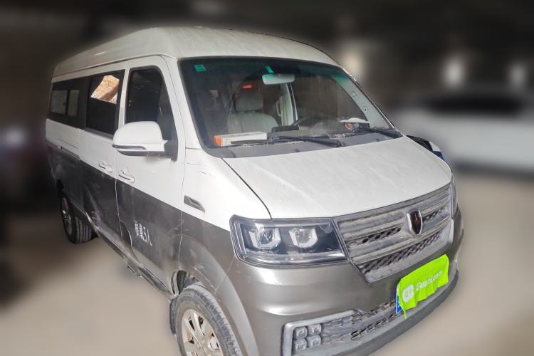 Used Jinbei New Hiace X30L 2021 1.5L Business-Grade Bus Non-Air-Conditioned Version China VI Standard SWC15M Front Right 45 Deg