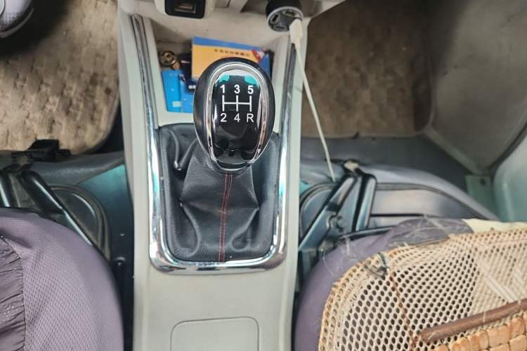 Used Jinbei New Hiace X30L 2021 1.5L Wealth Edition Bus Non-Air-Conditioned China VI Standard SWC15M Gear Lever